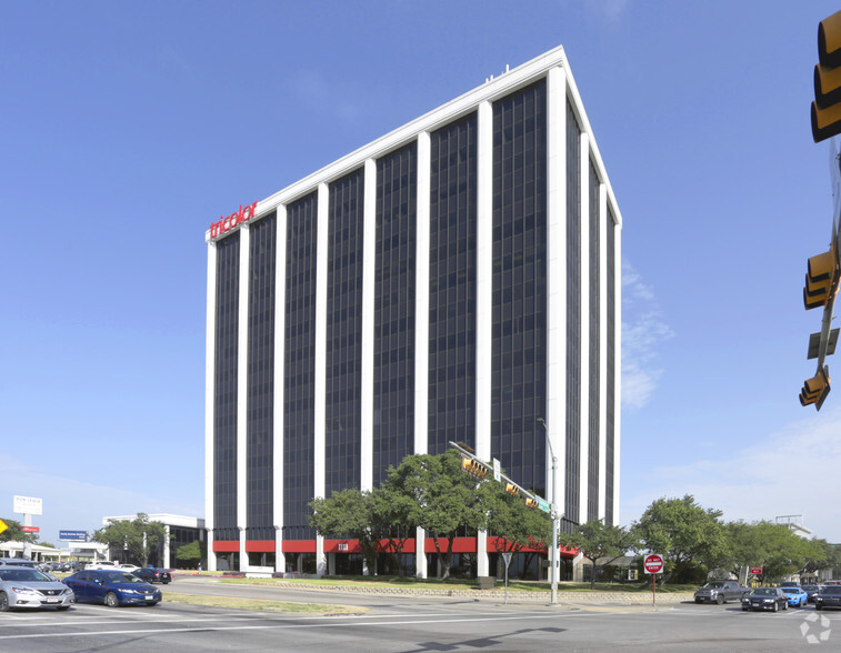 1111 Tower - Corporate Building - Corporate Buildings - Wise ISP